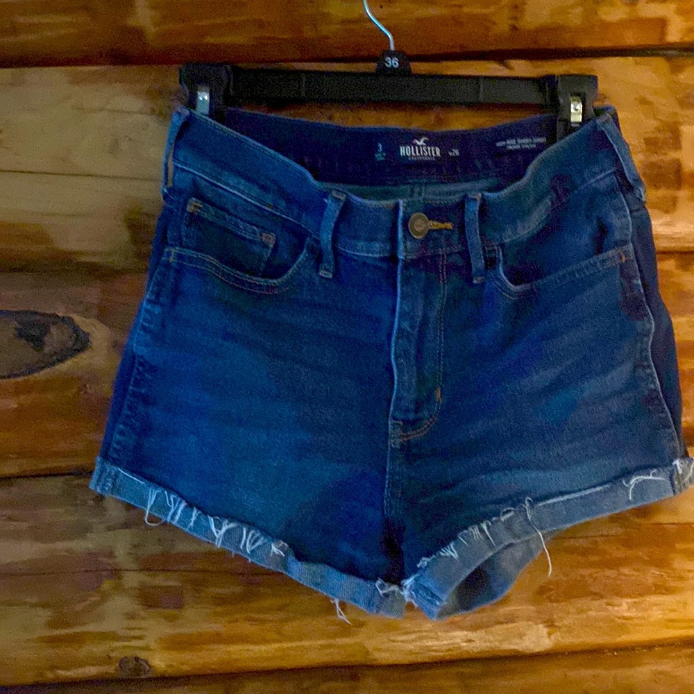 Hollister size 3 Jean shorts